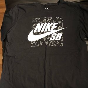 Nike SB Tee